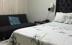 Mona Master Suite